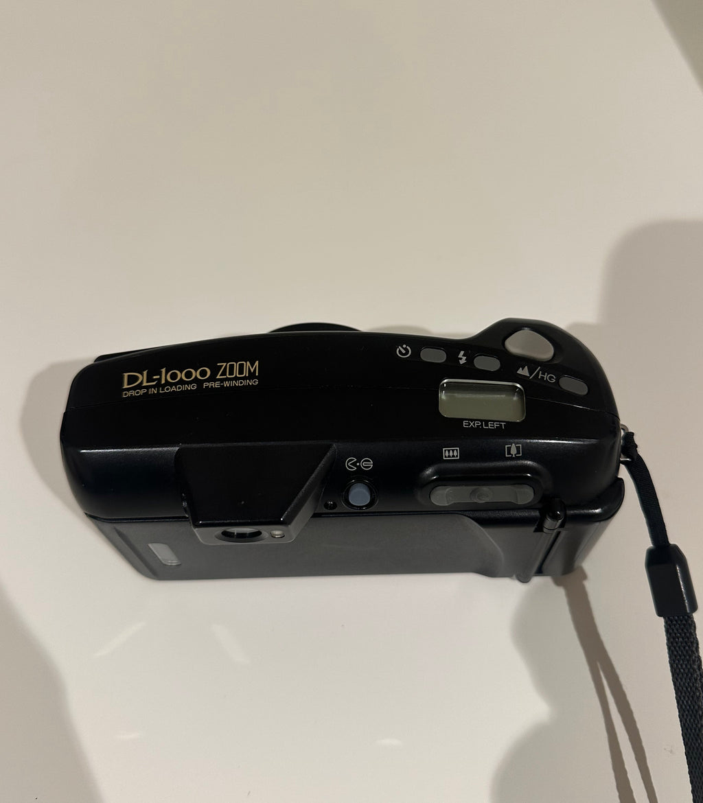 Fuji DL-1000 Zoom film camera
