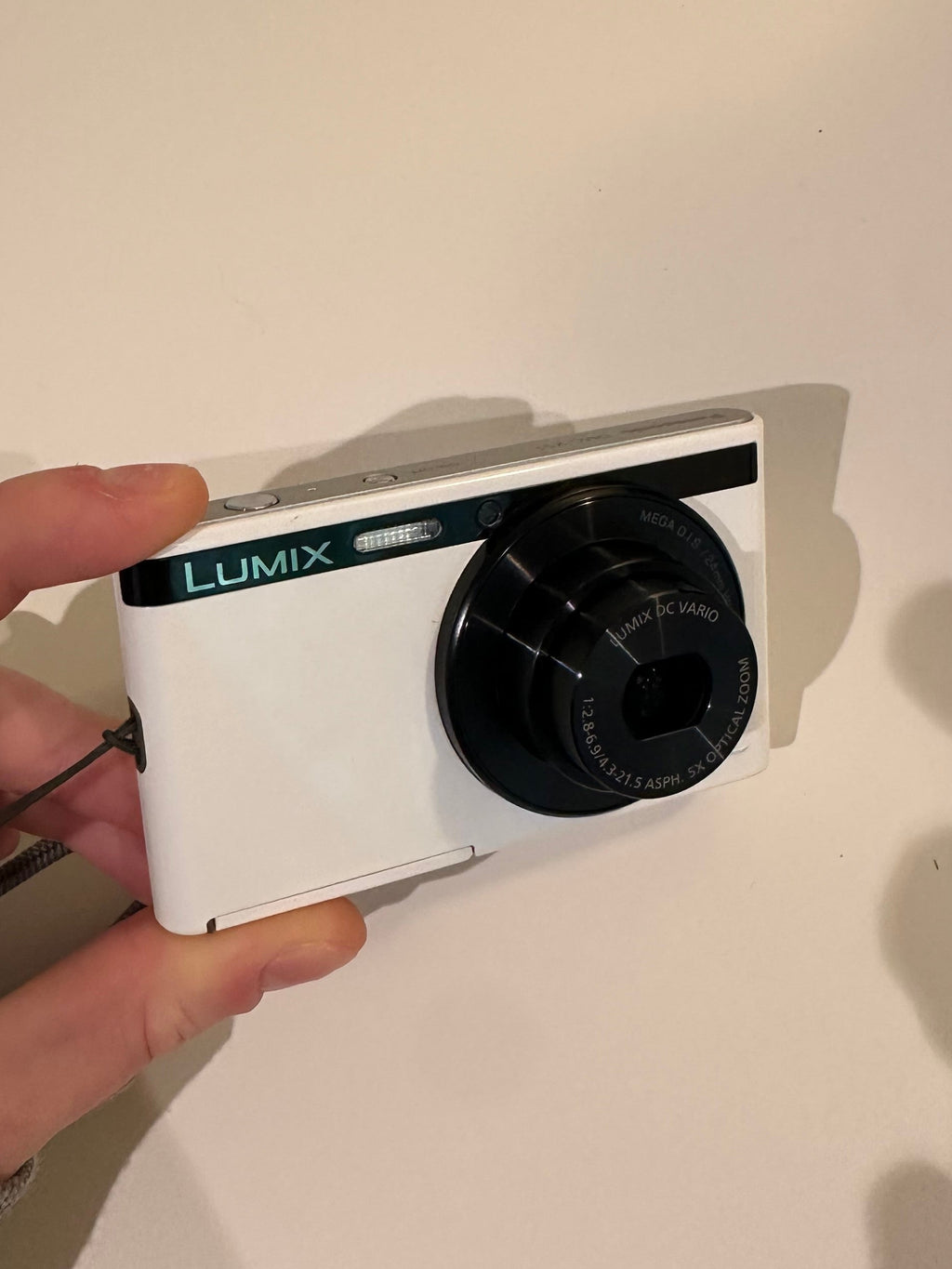 Lumix DMC-XS1 digital camera