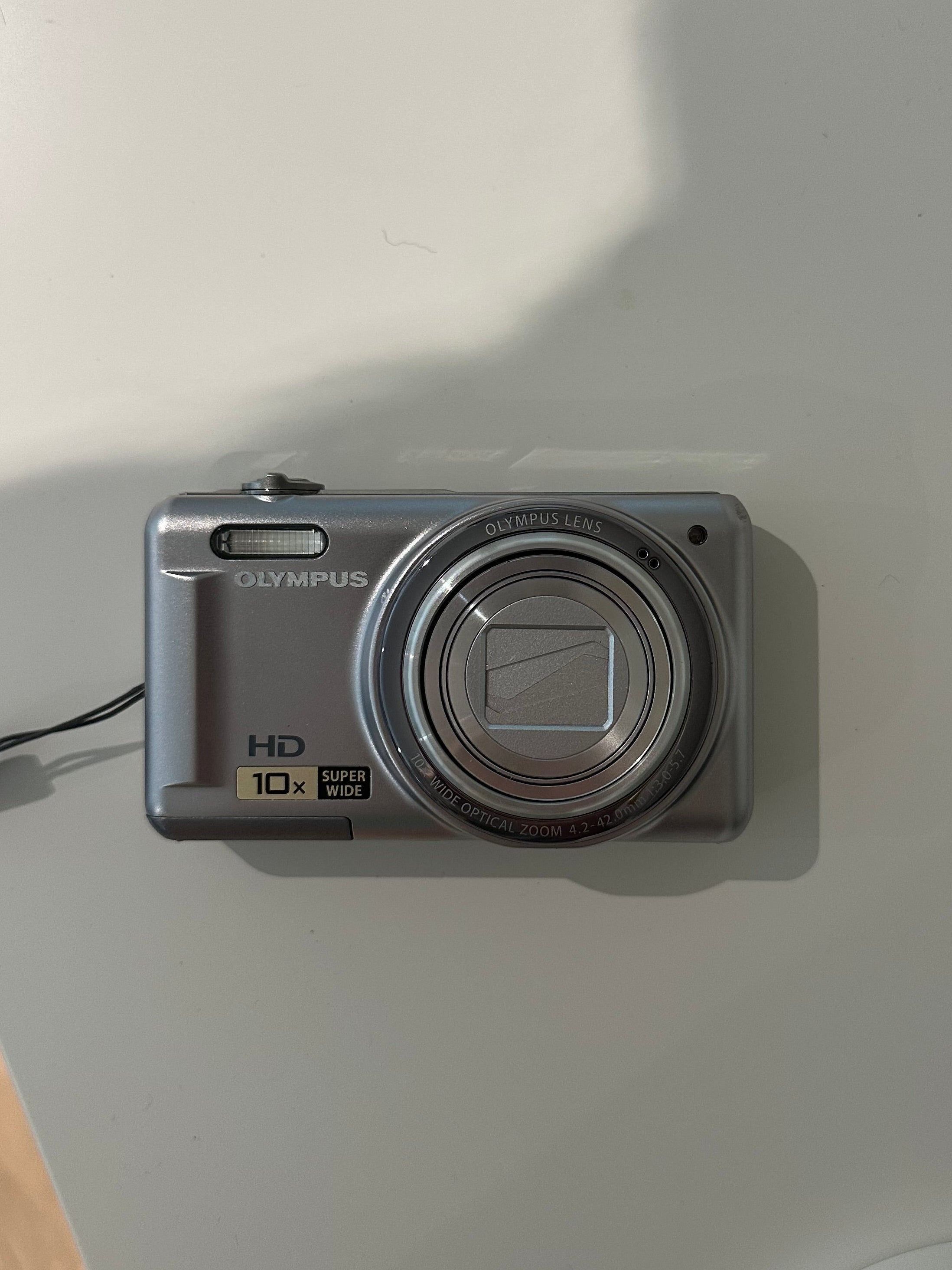 Olympus VR-310 digital camera