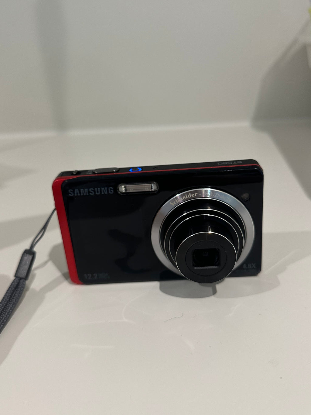 Samsung ST550 digital camera