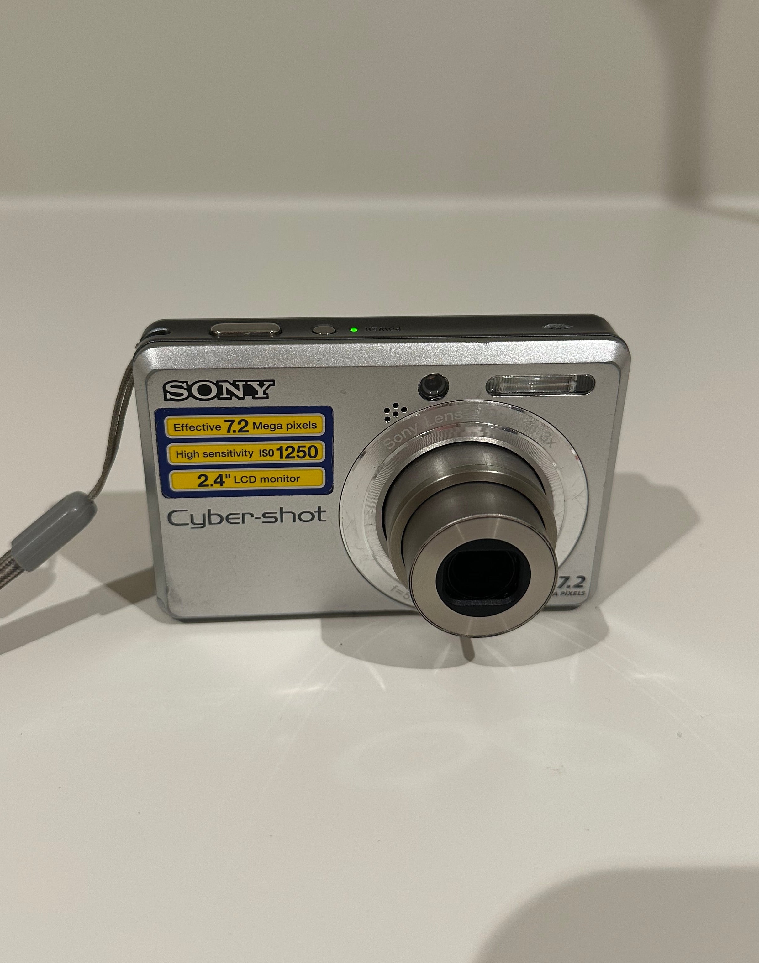 Sony Cyber-shot DSC-S730