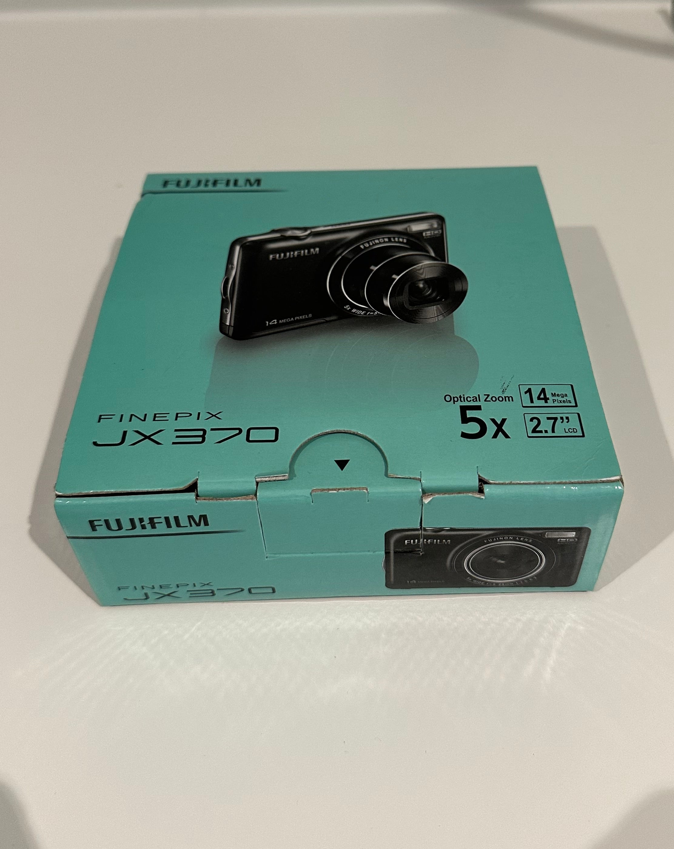 Fujifilm Finepix JX370 digital camera