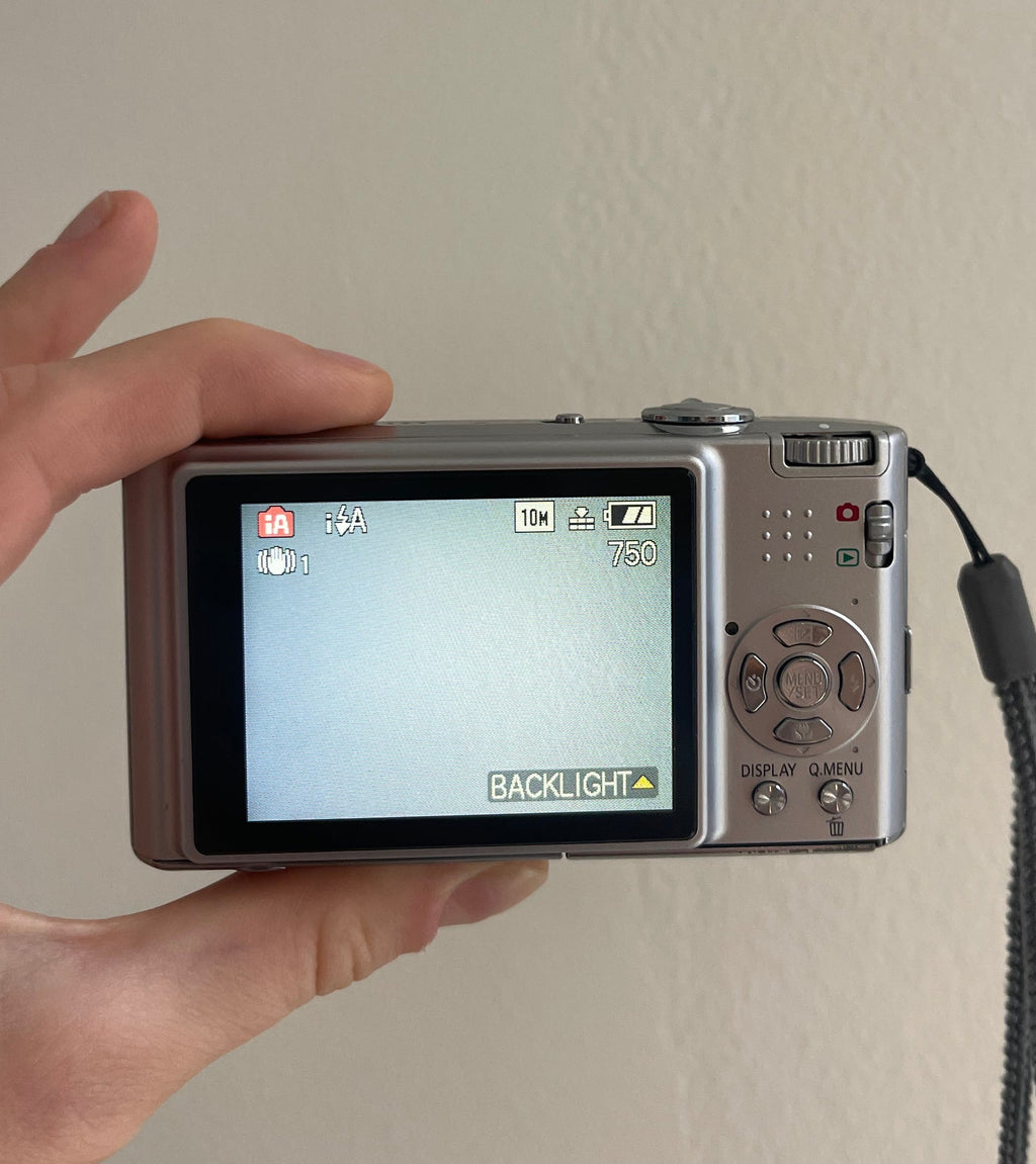Lumix DMC-FX36 digital camera