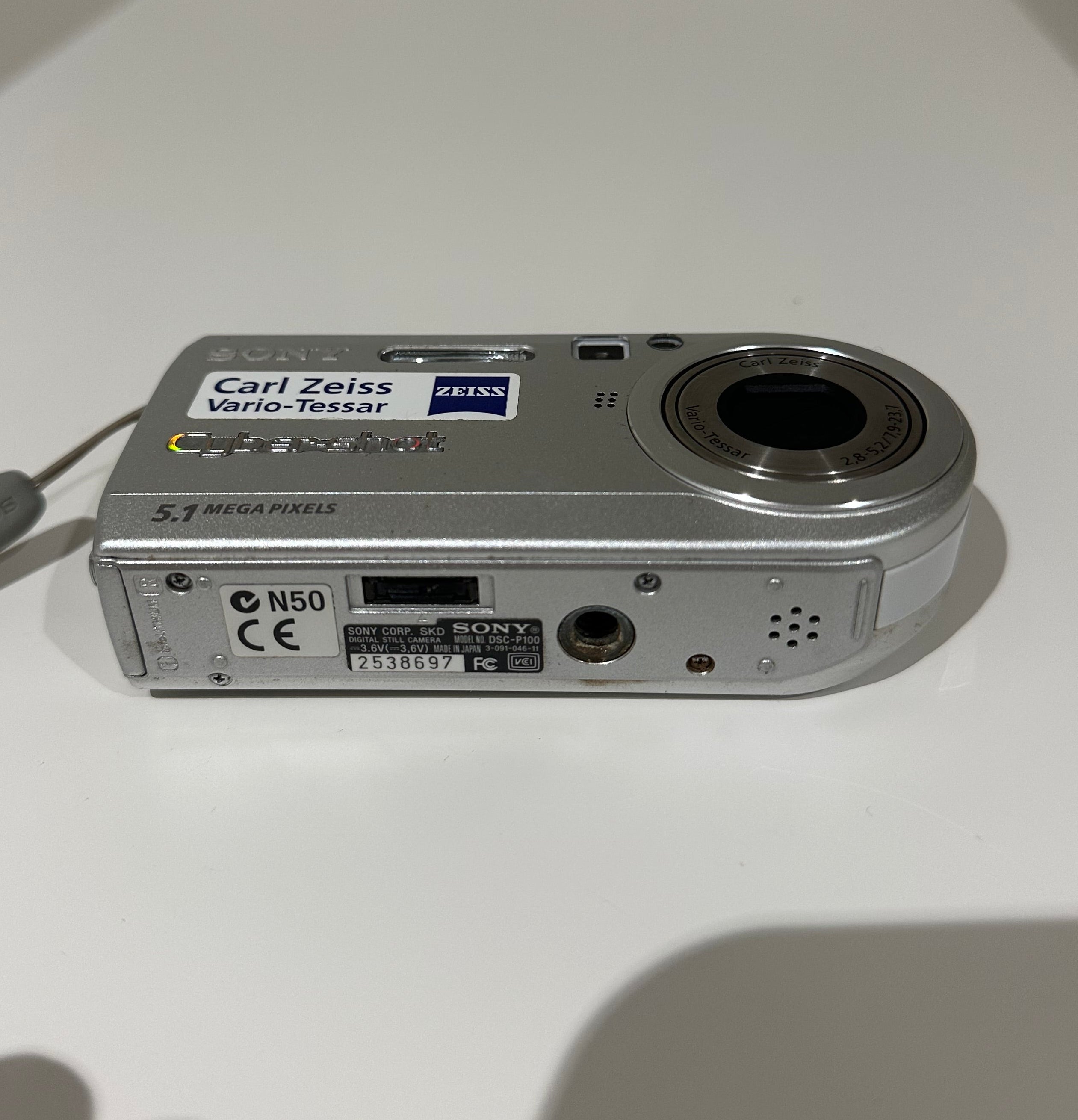 Sony Cyber-shot DSC-P100 – Early 2000s 5.2MP Digital Camera | Zoz
