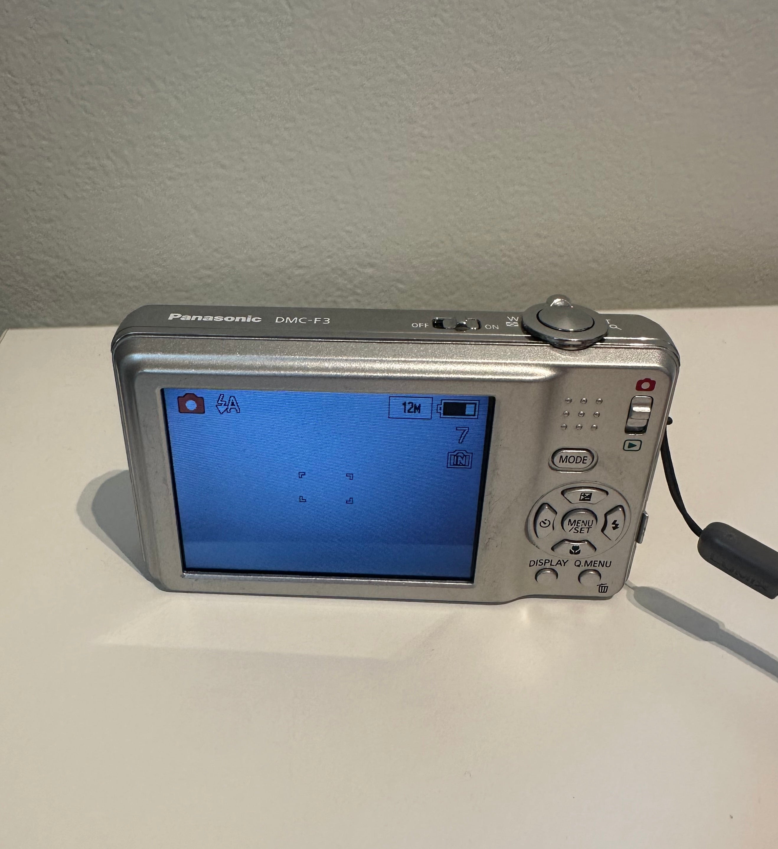 Lumix DMC-F3 digital camera