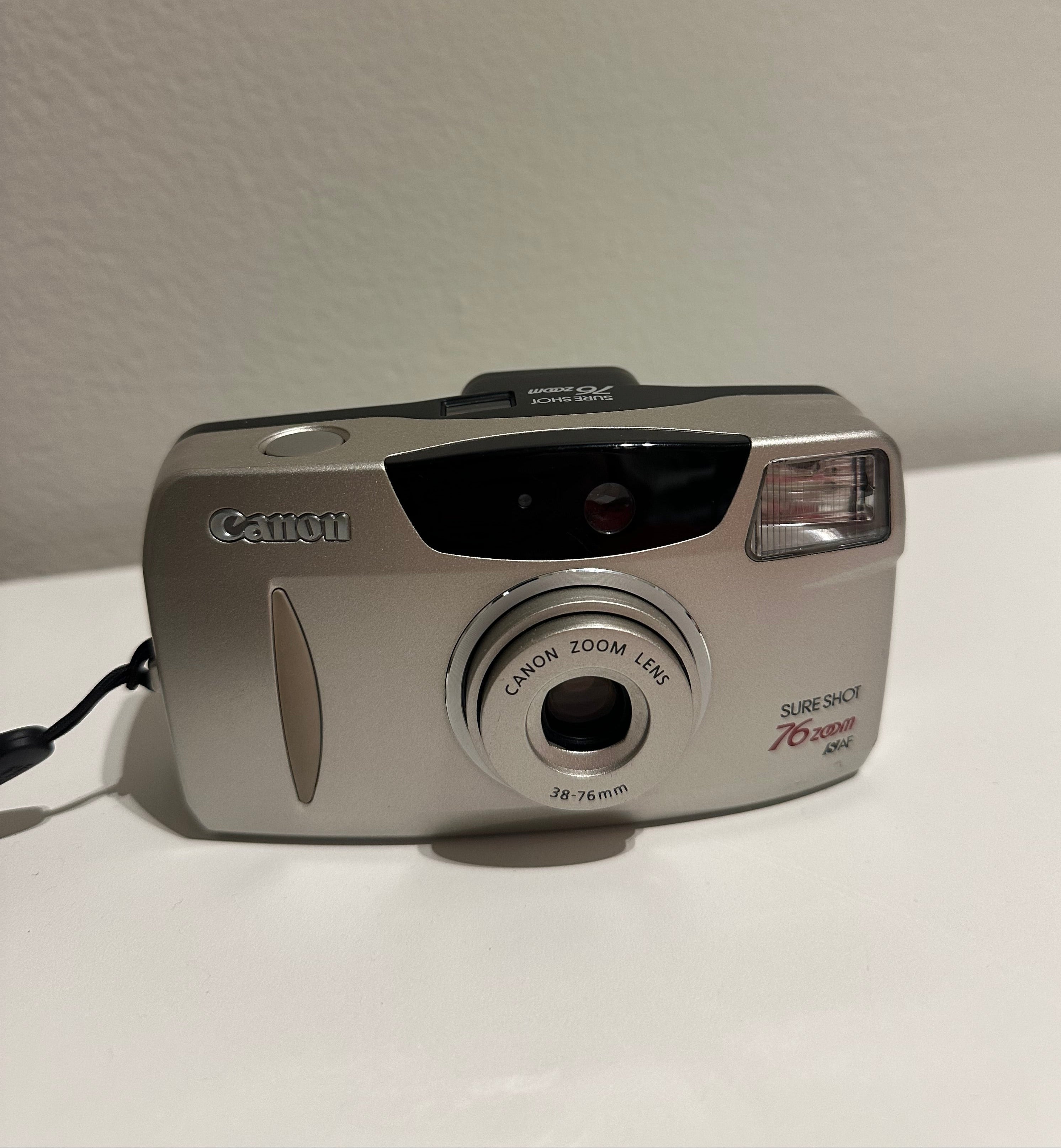 Canon Sure Shot 76 Zoom film camera