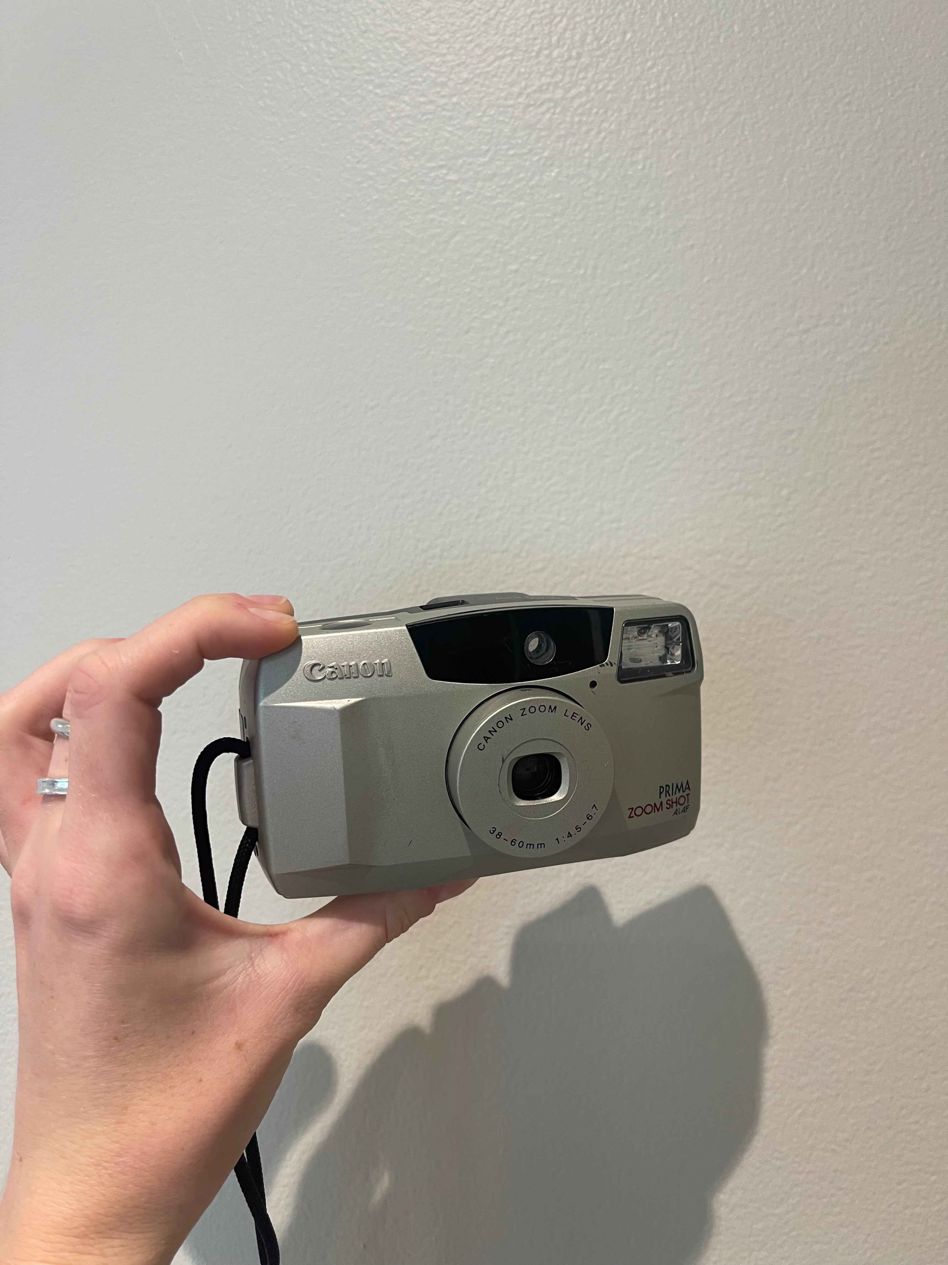 Canon prima zoom shot film camera
