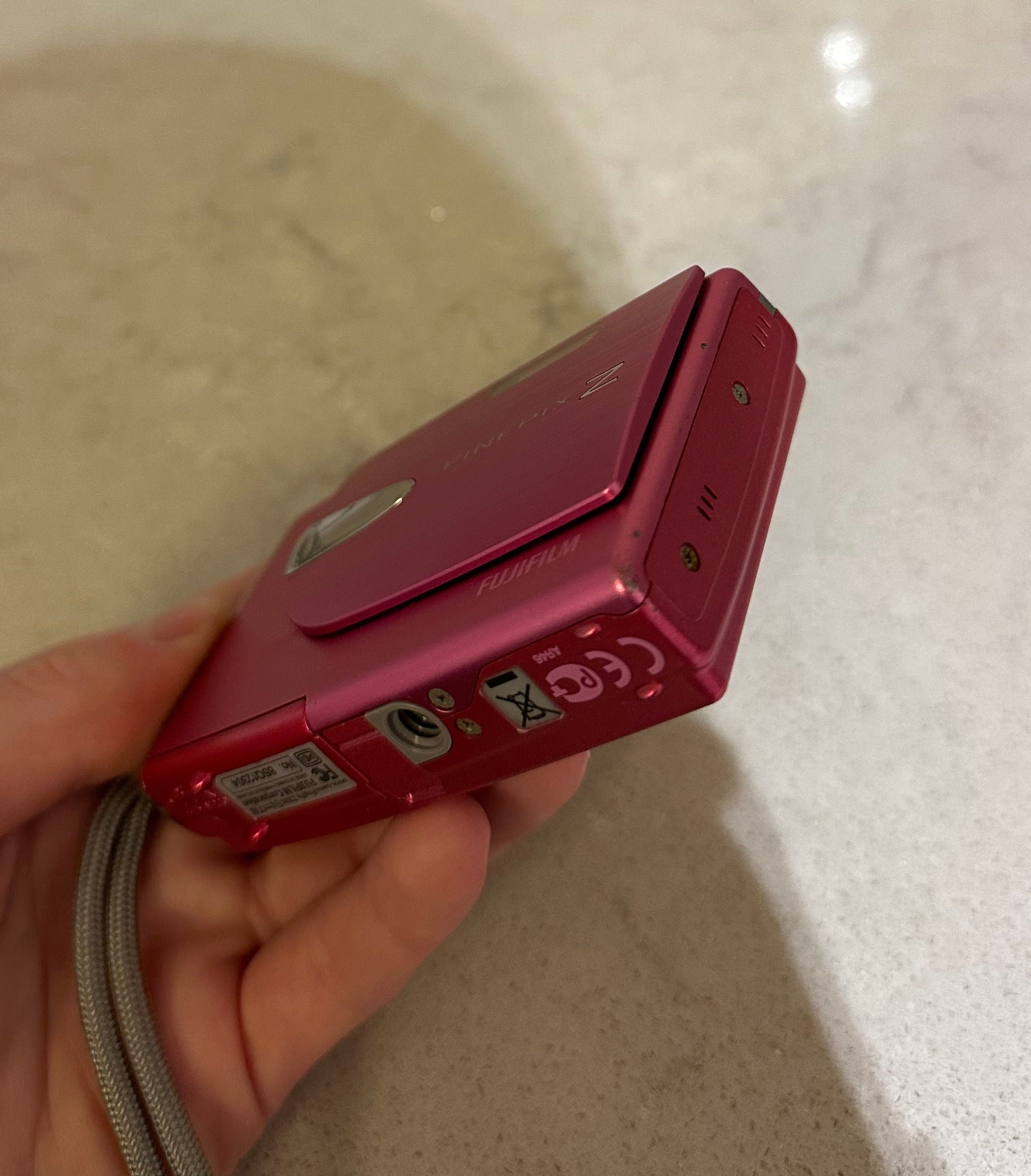 Pink Fujifilm Finepix Z20fd digital camera