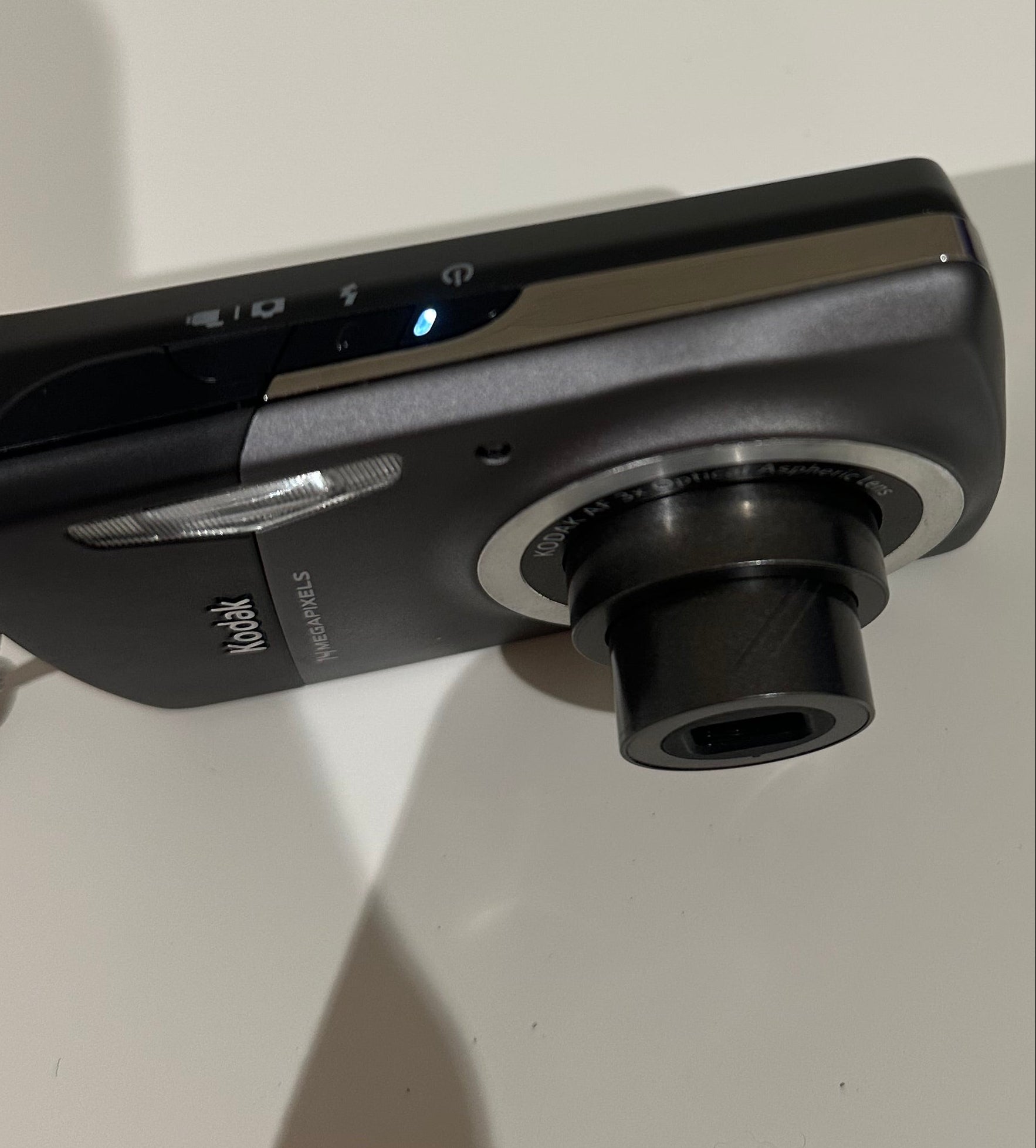 Kodak EasyShare M531 digital camera