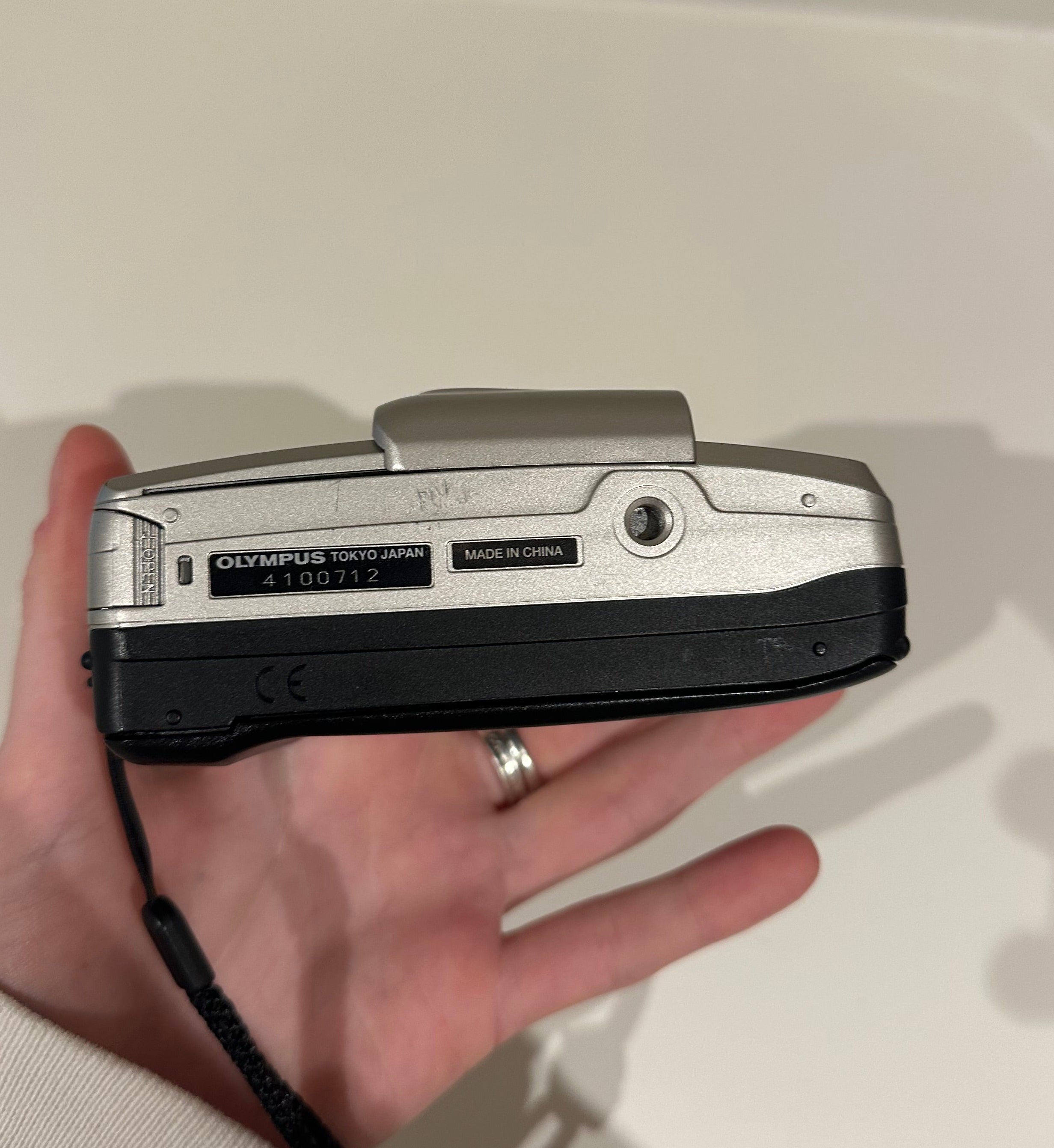 Olympus Superzoom 105G film camera