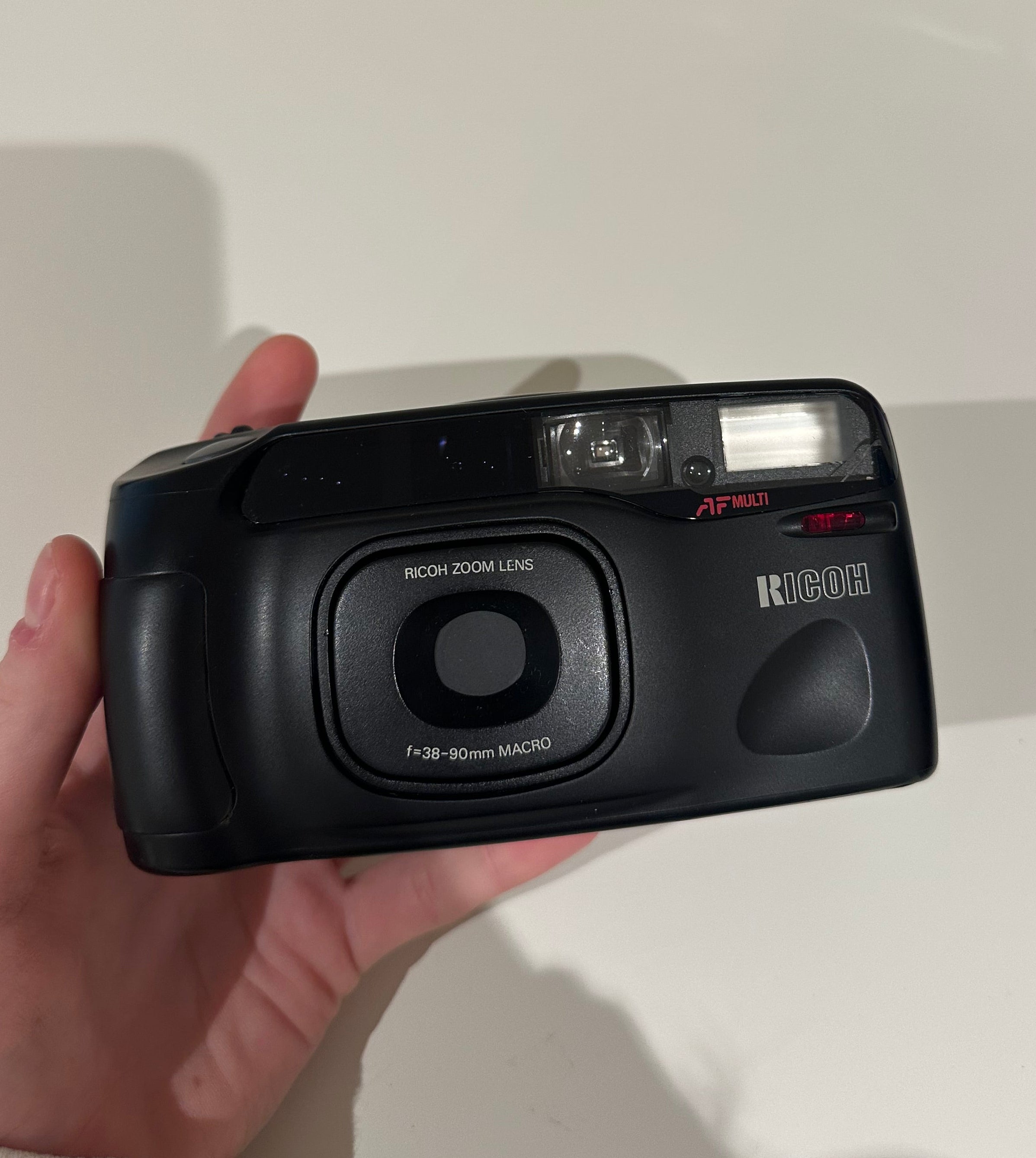 Ricoh RZ-900 35mm film camera