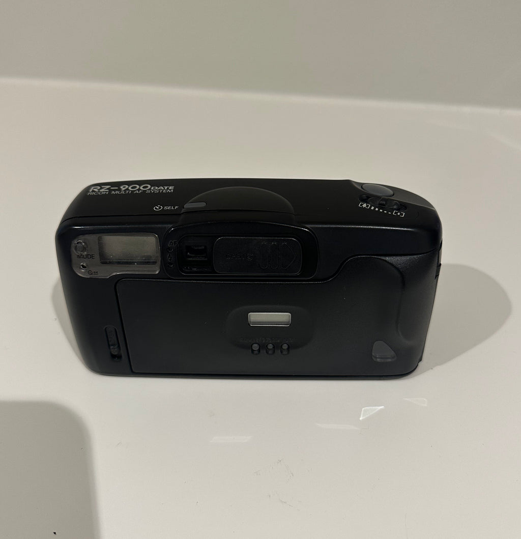 Ricoh RZ-900 35mm film camera