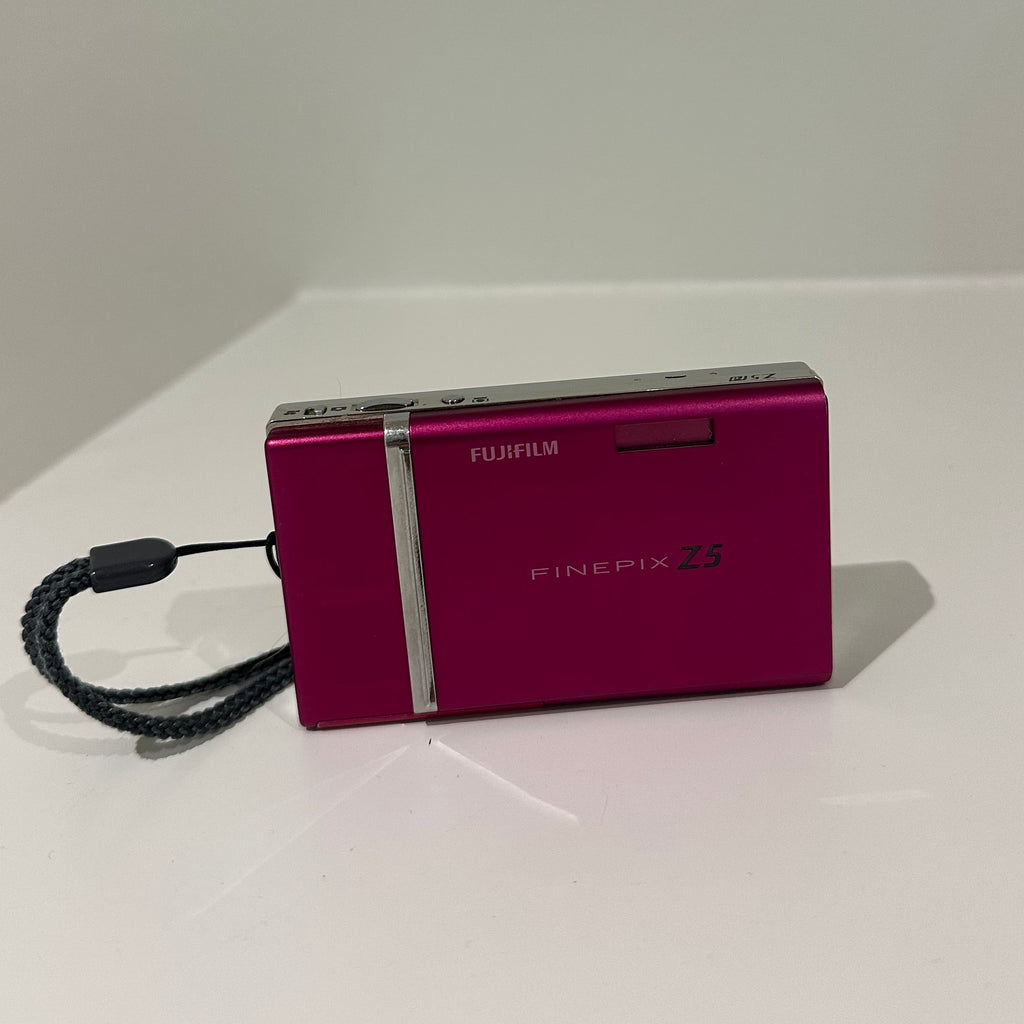 Hot pink Fujifilm Finepix Z5 digital camera
