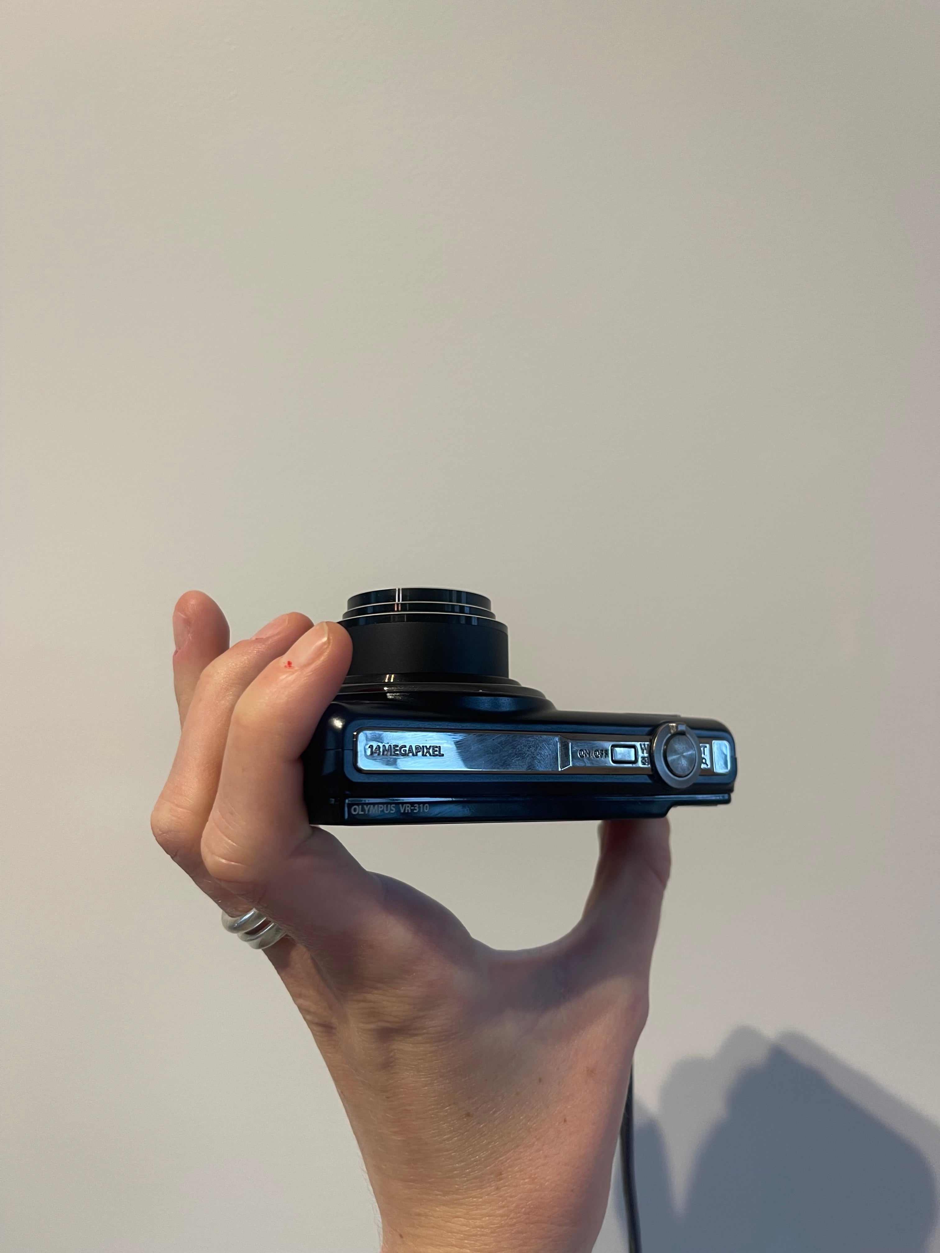 Olympus VR-310 digital camera