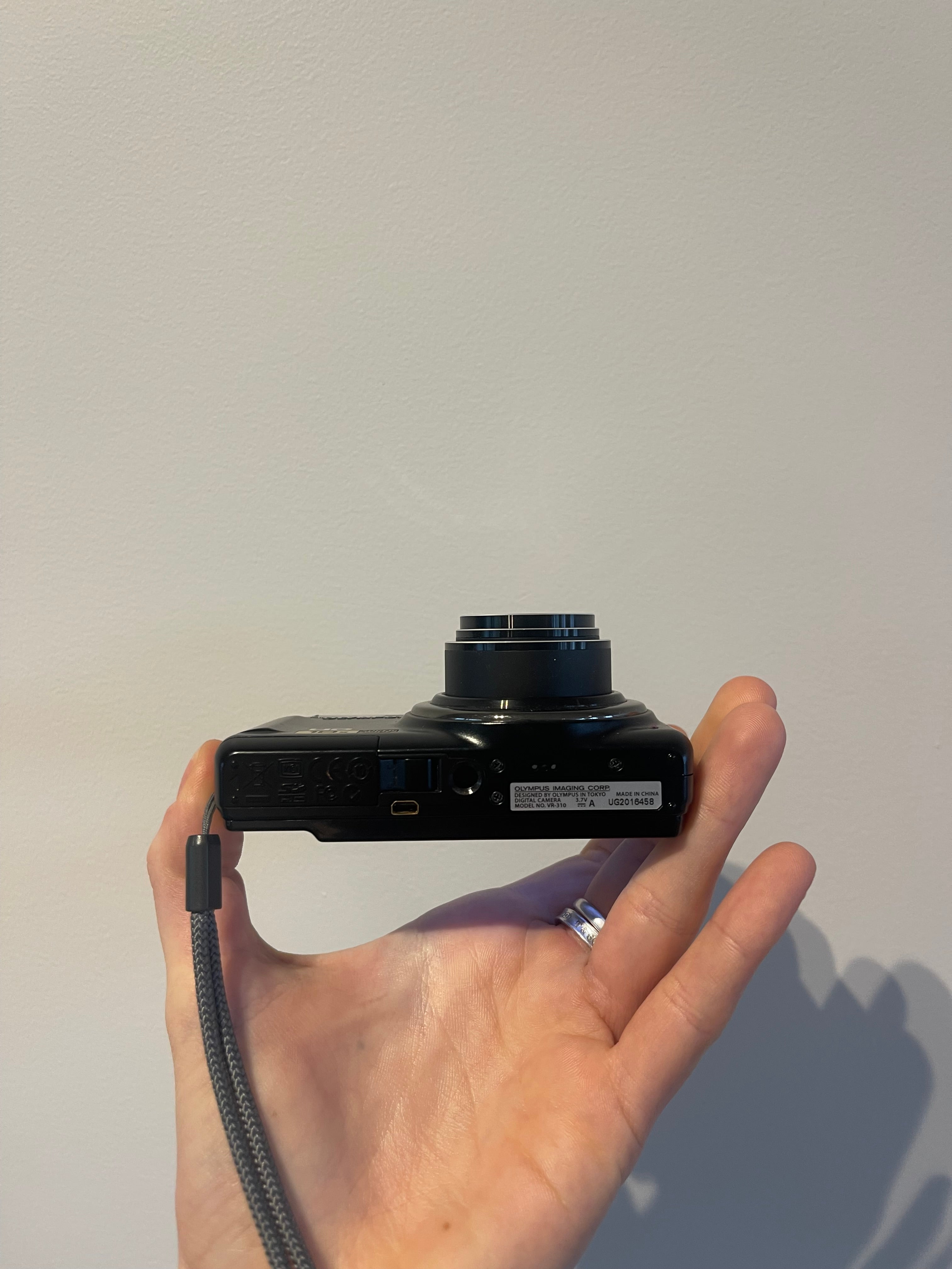 Olympus VR-310 digital camera