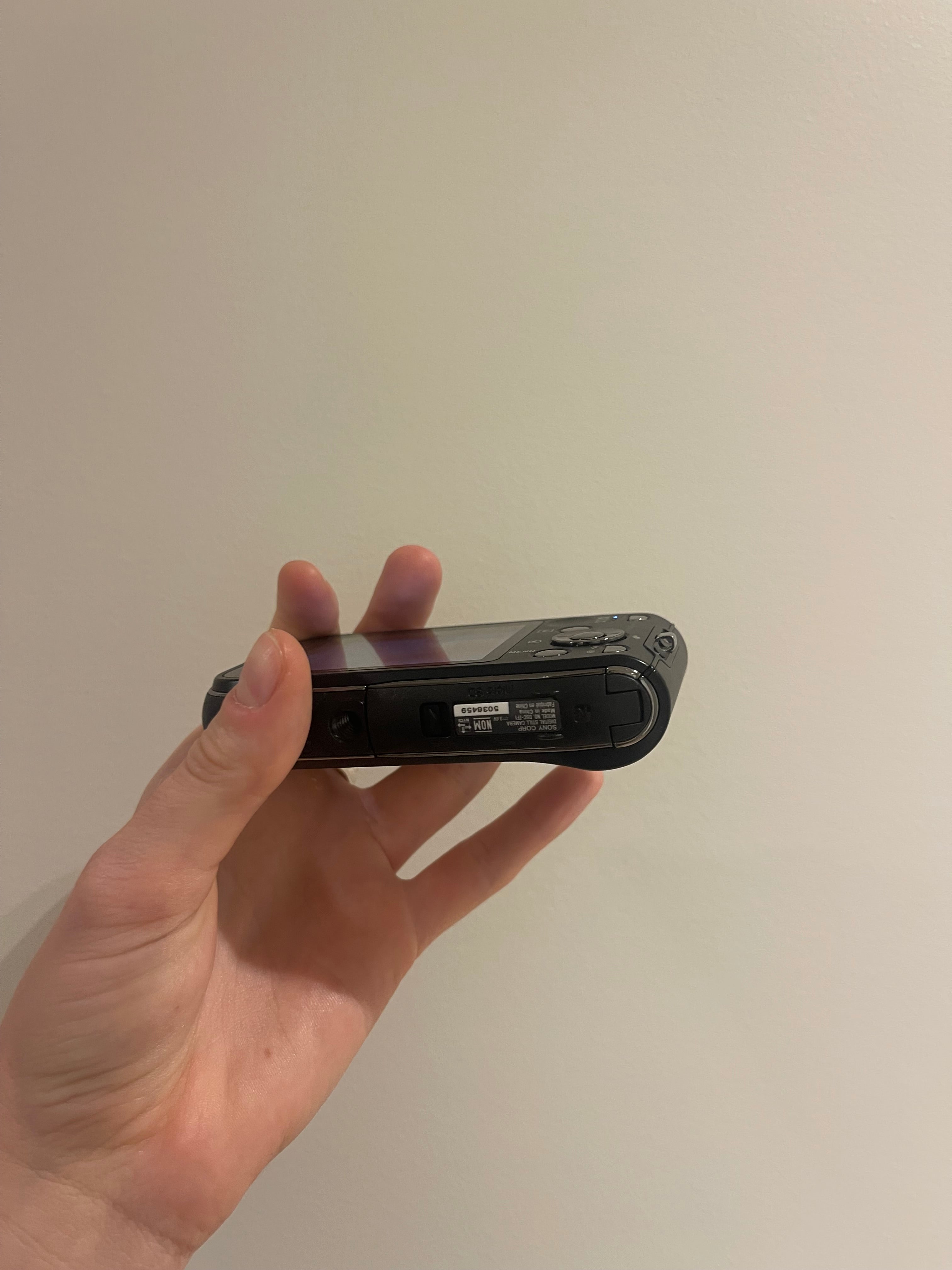 Sony Cyber-shot DSC-TF1 digital camera
